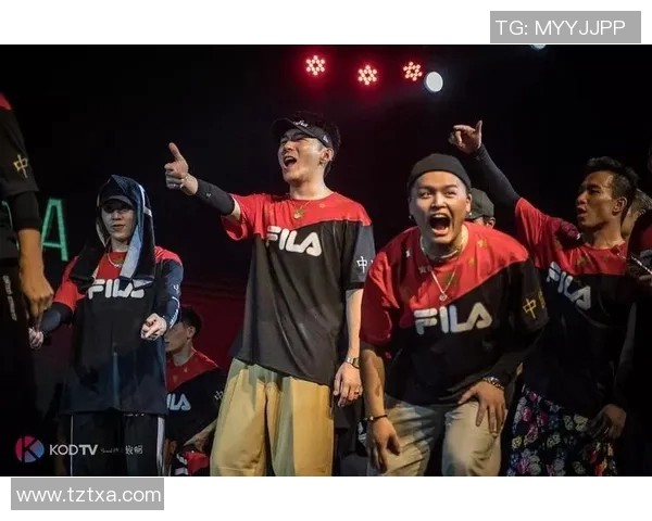 重庆街舞队如何引领节奏革新掀起舞蹈新风潮的探索与实践 重庆街舞队如何引领节奏革新掀起舞蹈新风潮的探索与实践