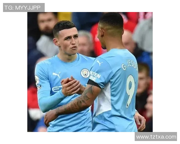 伯顿与曼城阵容对比分析揭示两队实力差异与战术特点