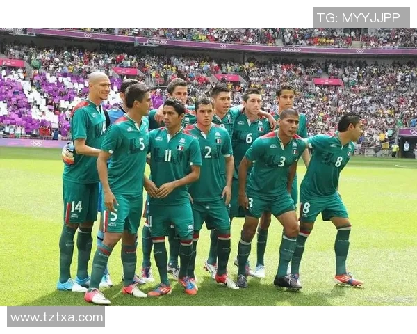 墨西哥与智利友谊赛精彩对决展现足球魅力与团队精神