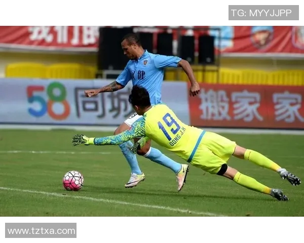 天津权健与河南队激情对决直播全程回顾与精彩瞬间分析