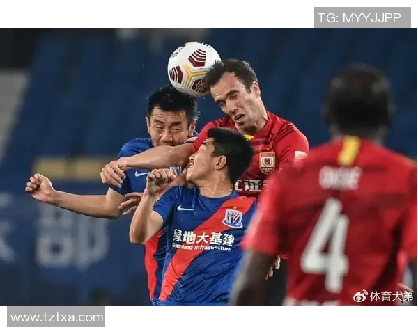 贵州队迎战大连人队期待精彩对决双方争夺宝贵积分全力以赴展现实力